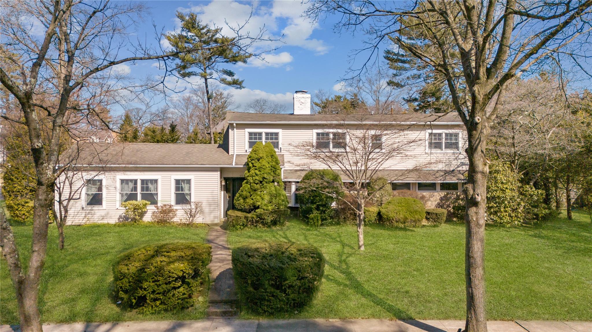 19 Strawberry Lane Property Photo