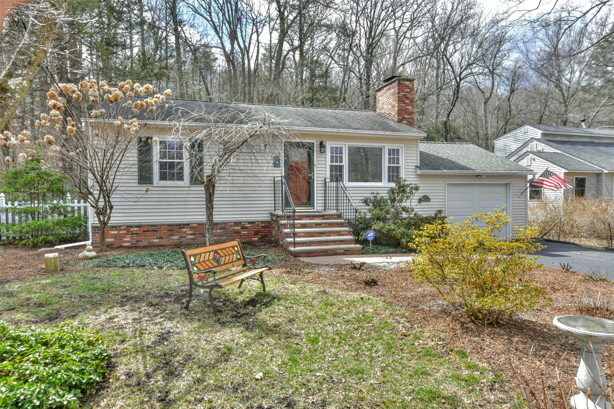 3 Stevens Lane Property Photo