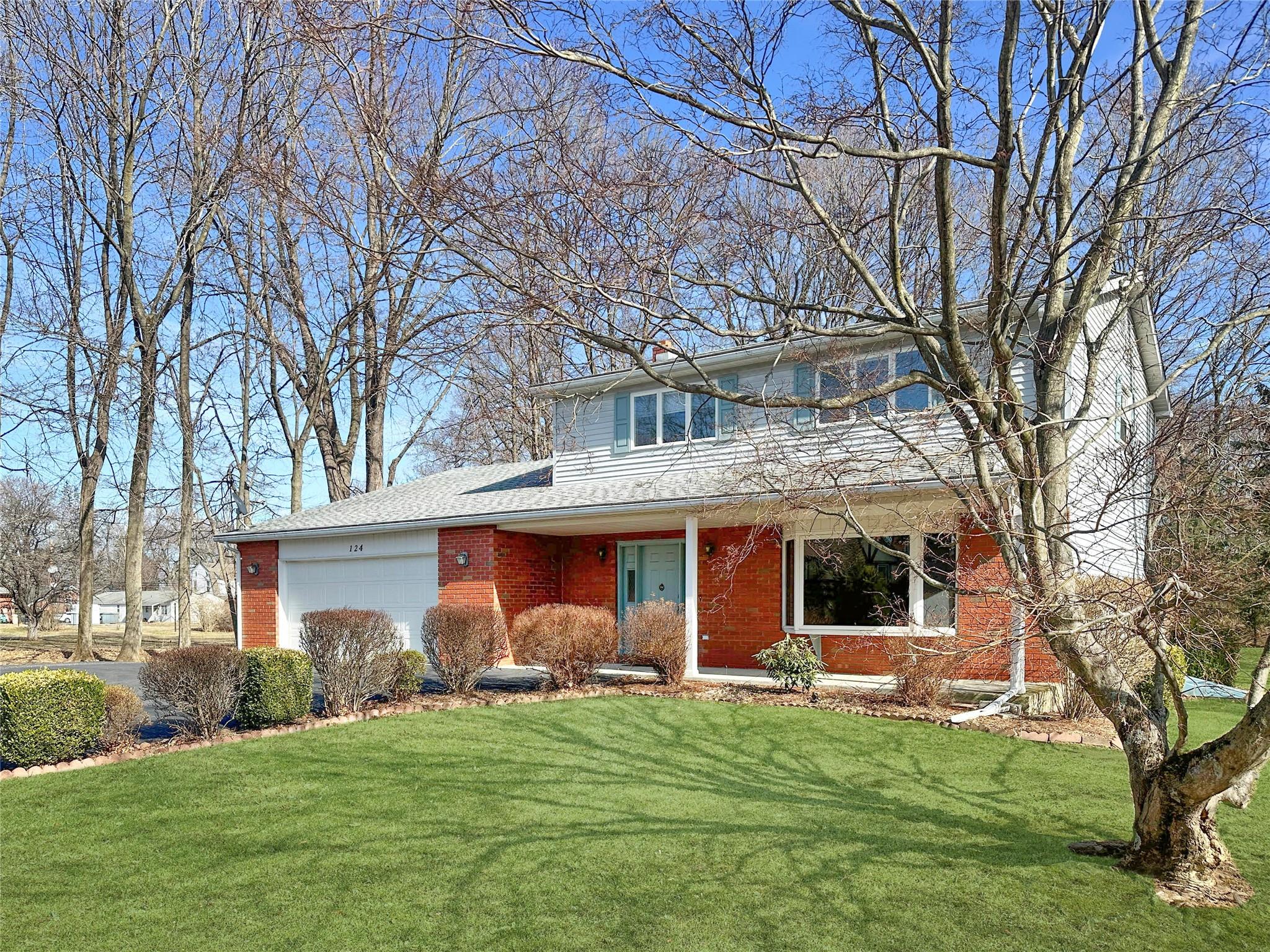 124 Wildwing Park Road Property Photo