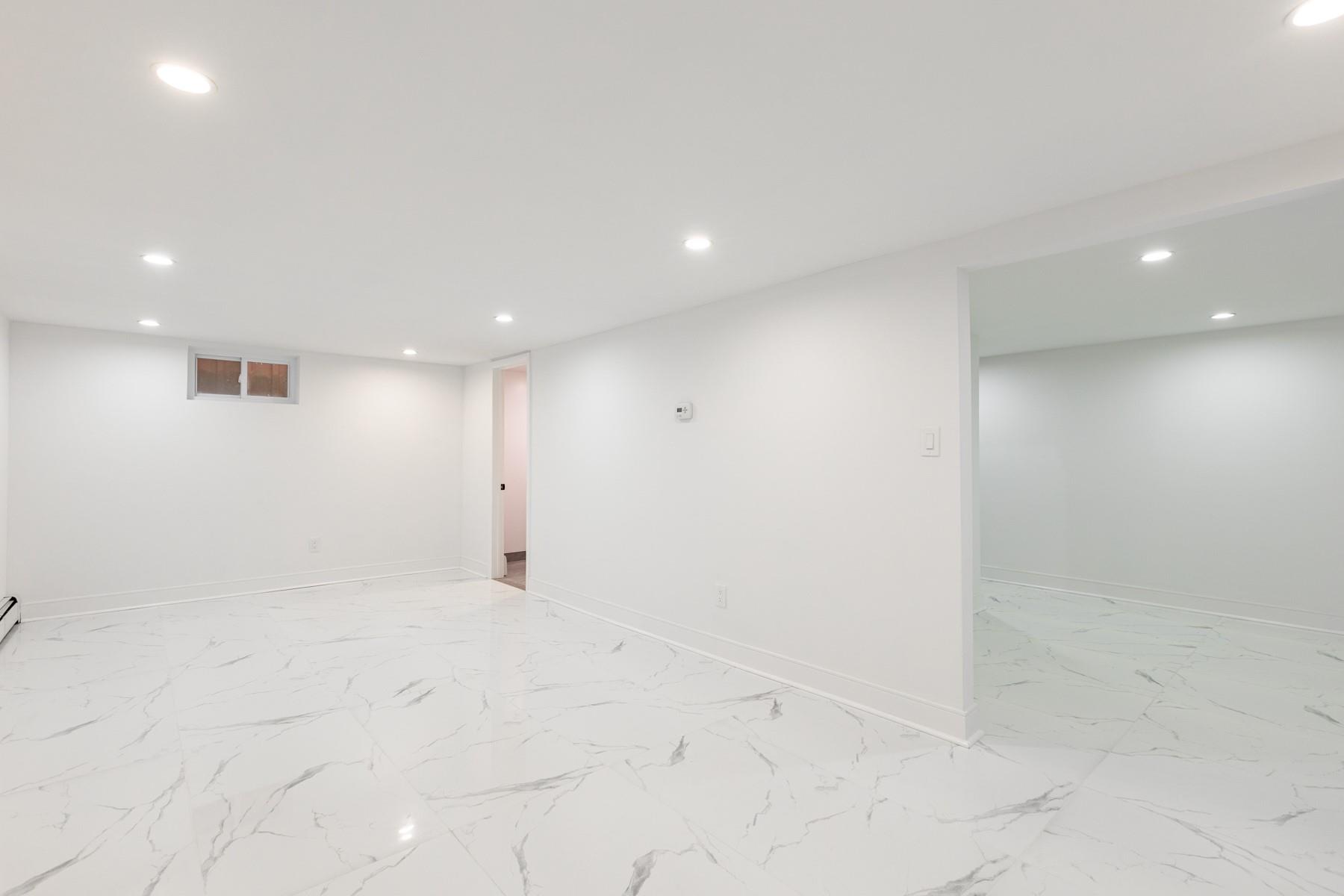 20 S Rockland Avenue Property Photo 28
