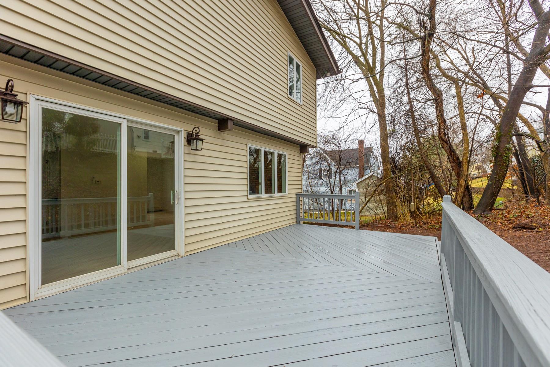 20 S Rockland Avenue Property Photo 34