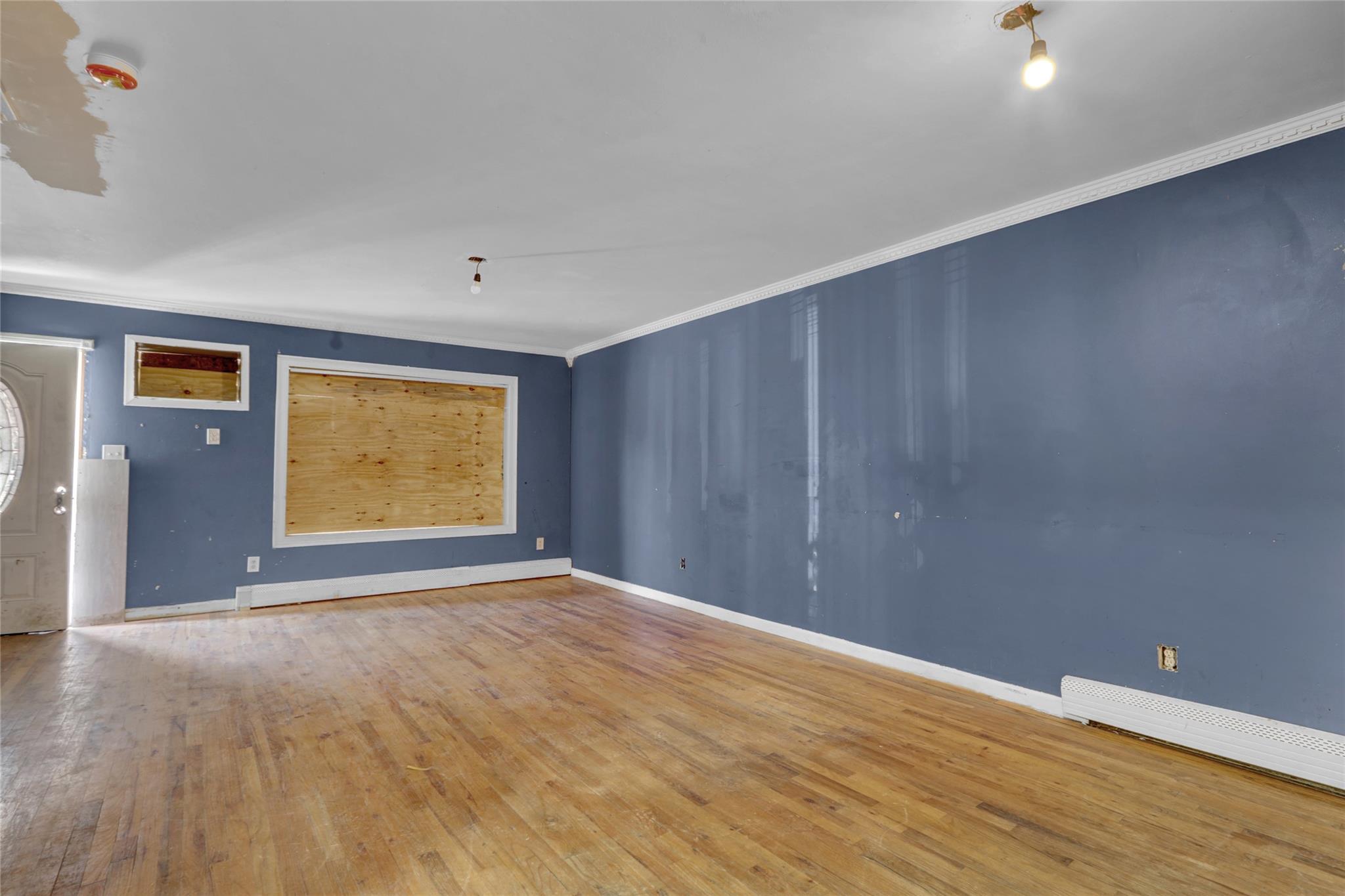 673 Ashford Street Property Photo 13