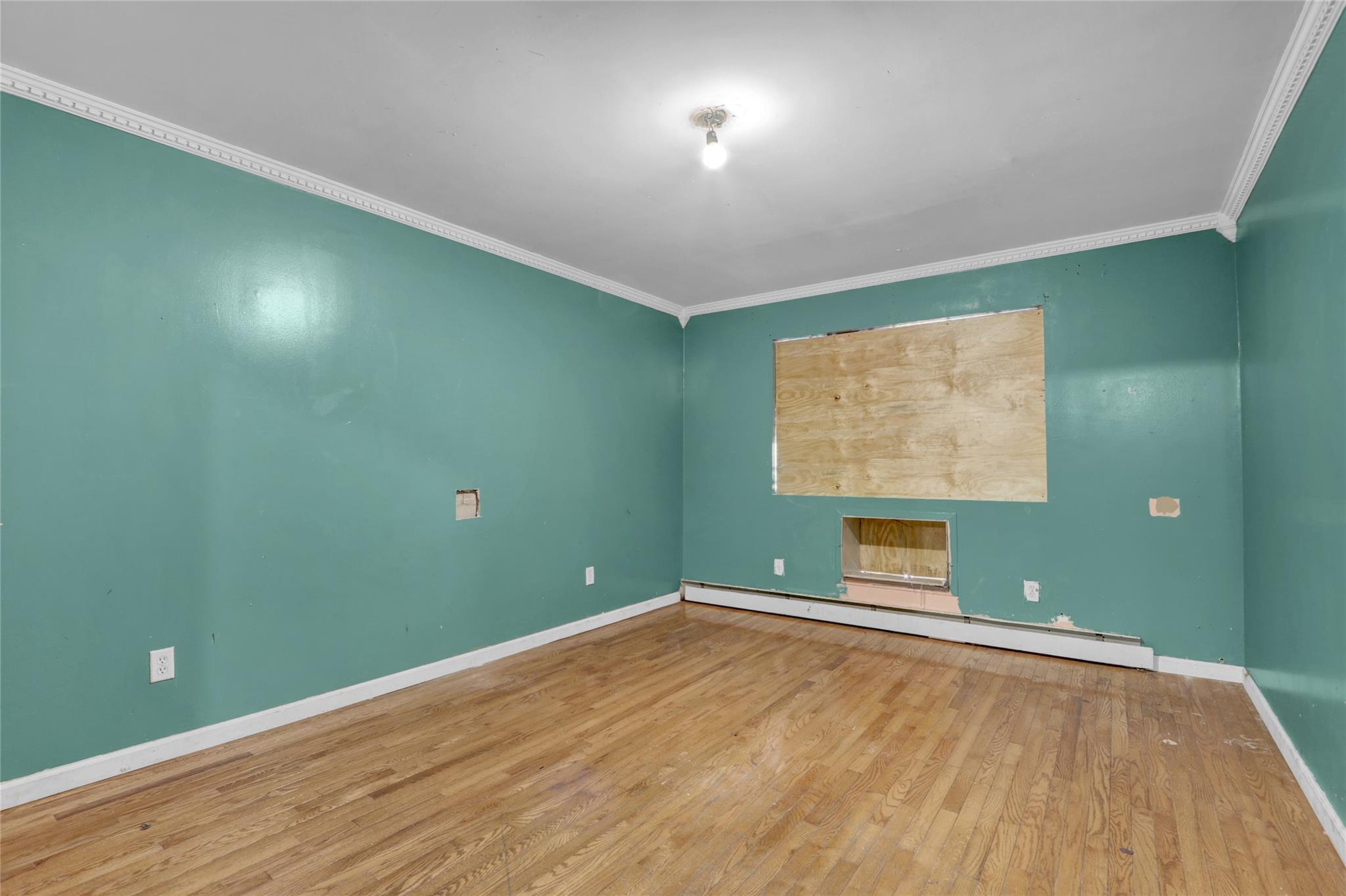 673 Ashford Street Property Photo 15