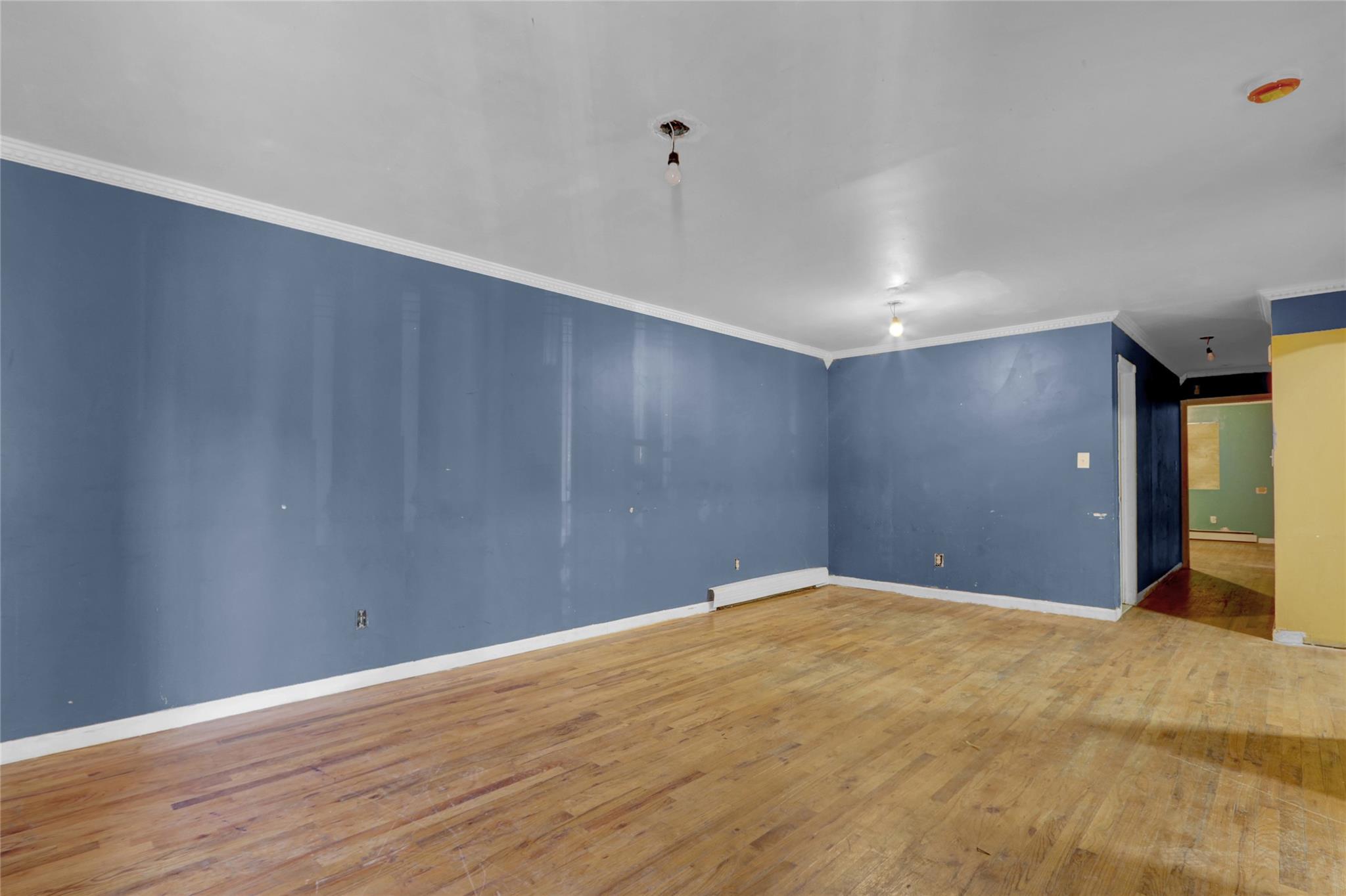 673 Ashford Street Property Photo 23