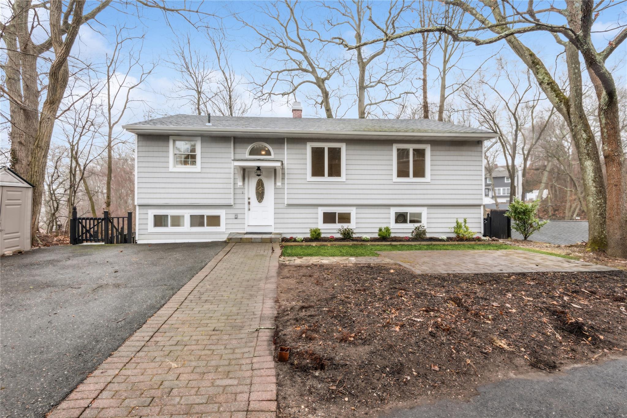 315 Mckinley Terrace Property Photo