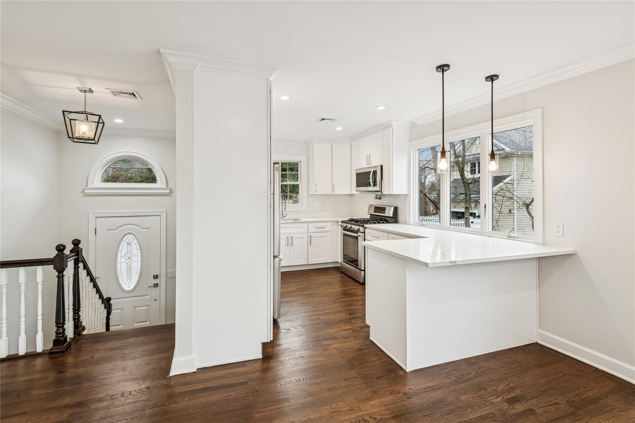 315 Mckinley Terrace Property Photo 8