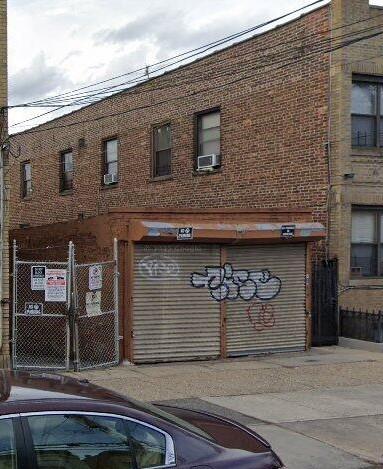 581 Van Nest Avenue Property Photo