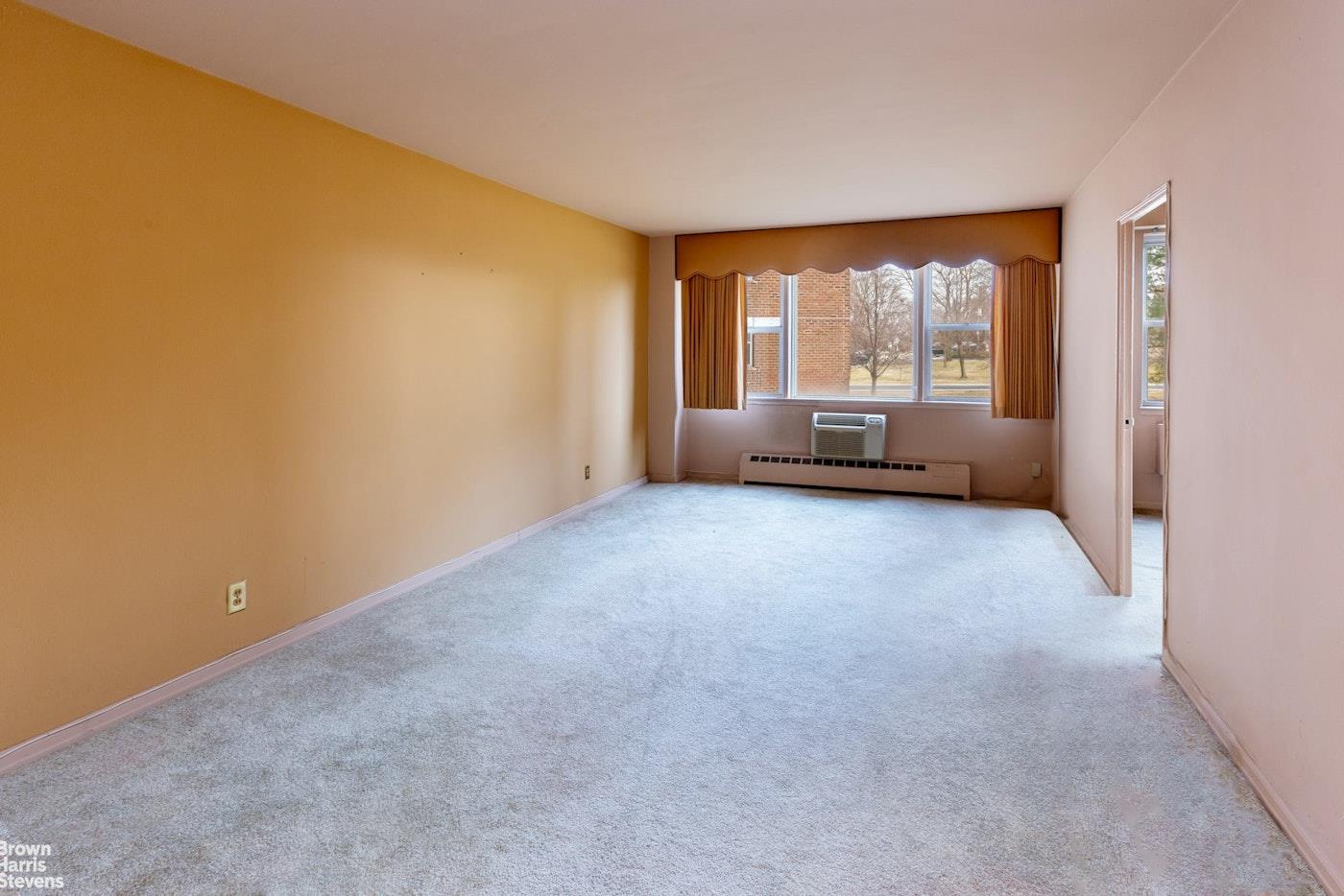5700 Arlington Avenue 2X Property Photo 1