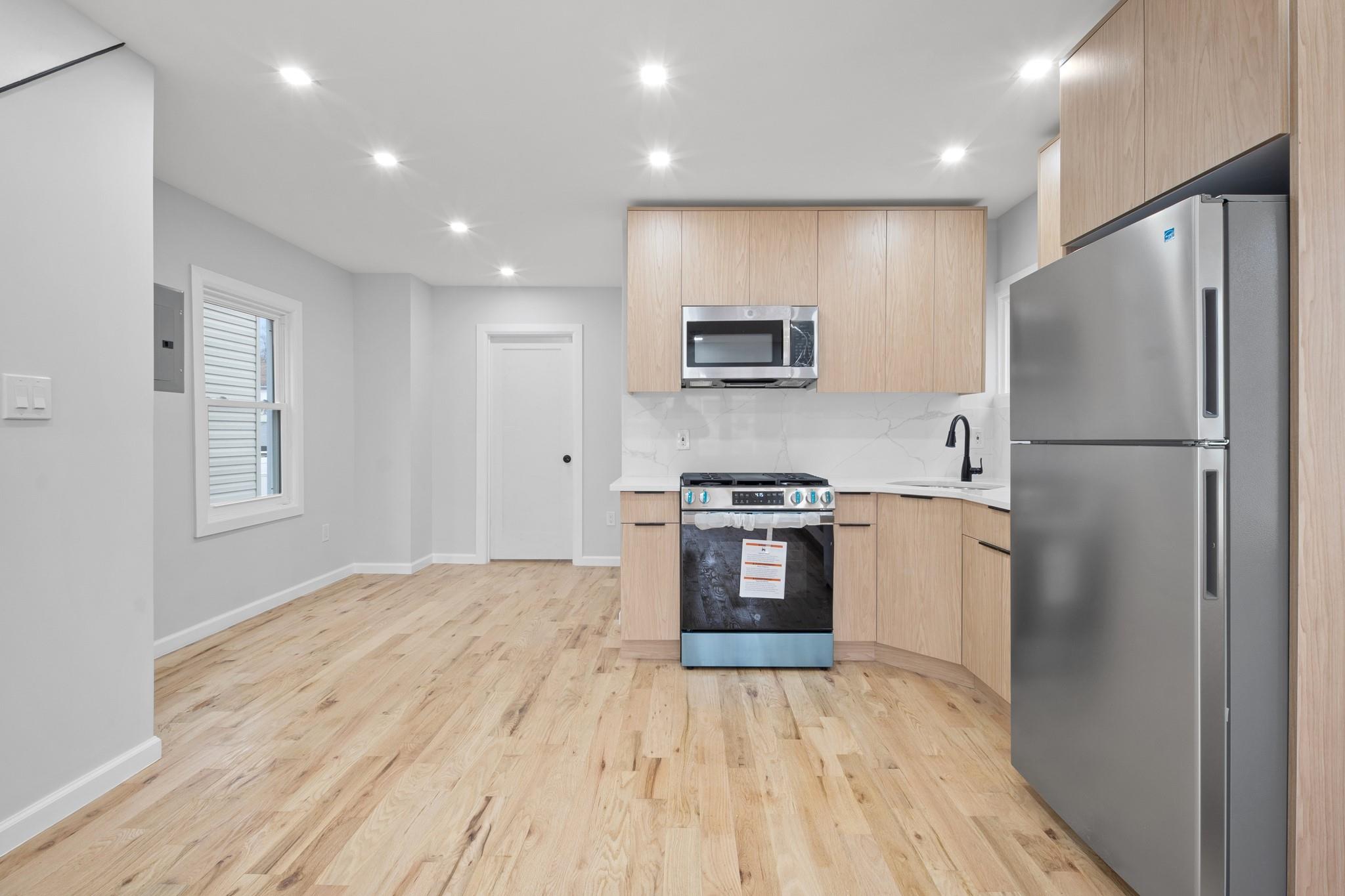 10228 216th Street Property Photo