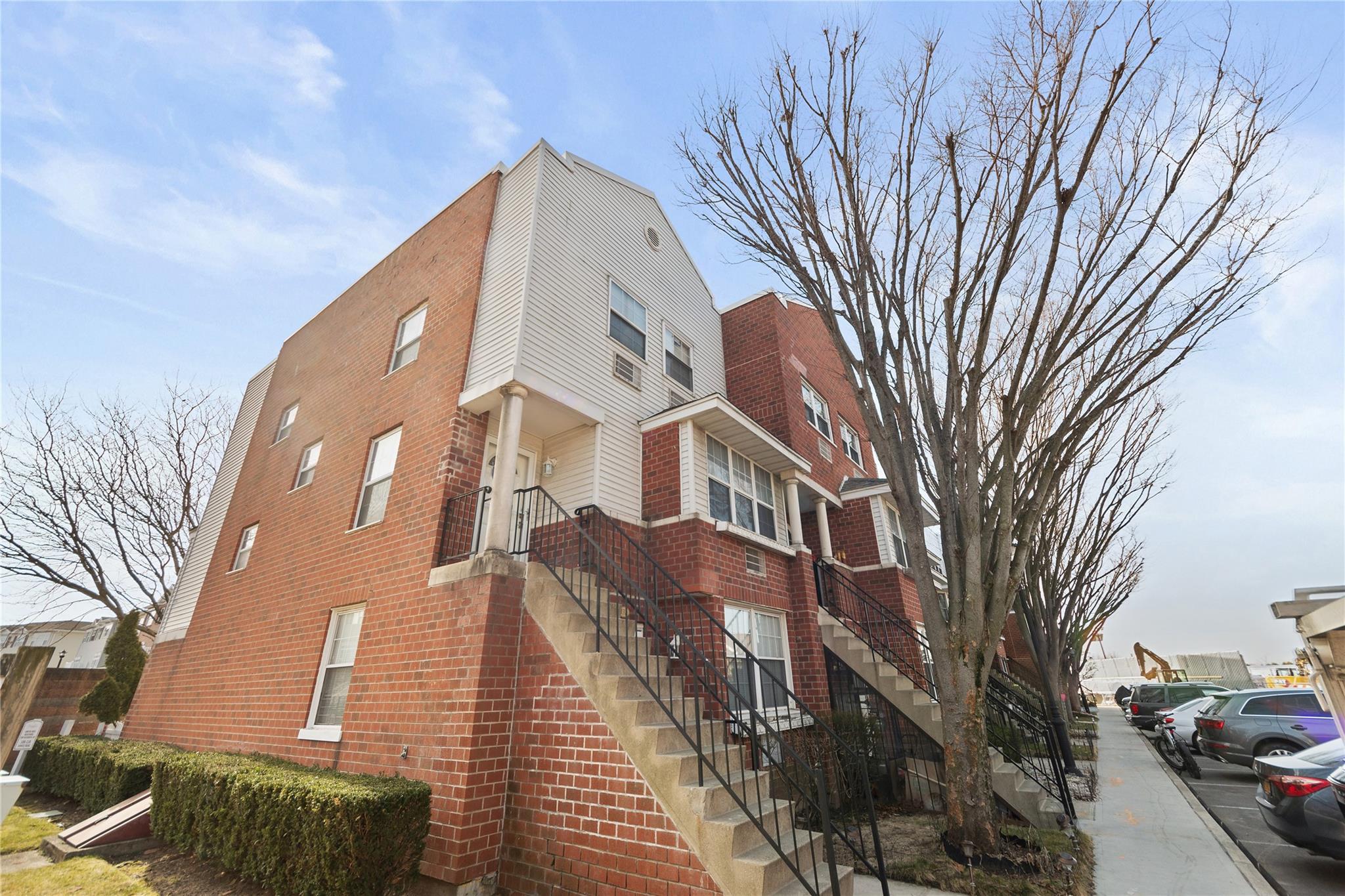 132 Sunset Boulevard 11132 Property Photo 22