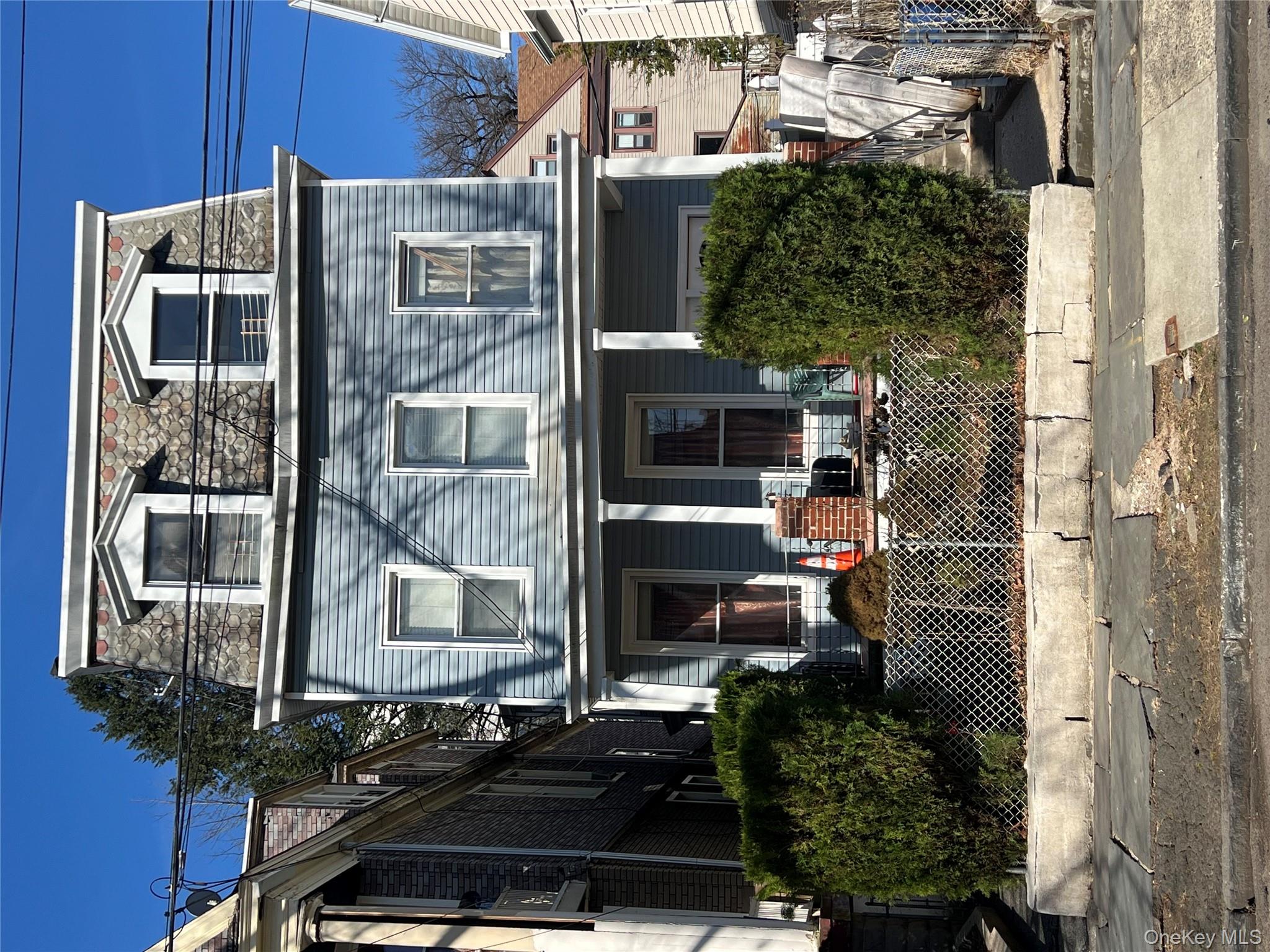 16 N 9th Avenue Property Photo 2