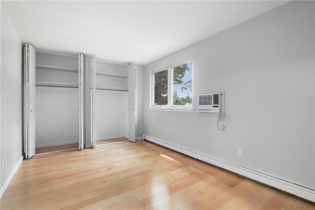 118 Round Hill Road Property Photo 8