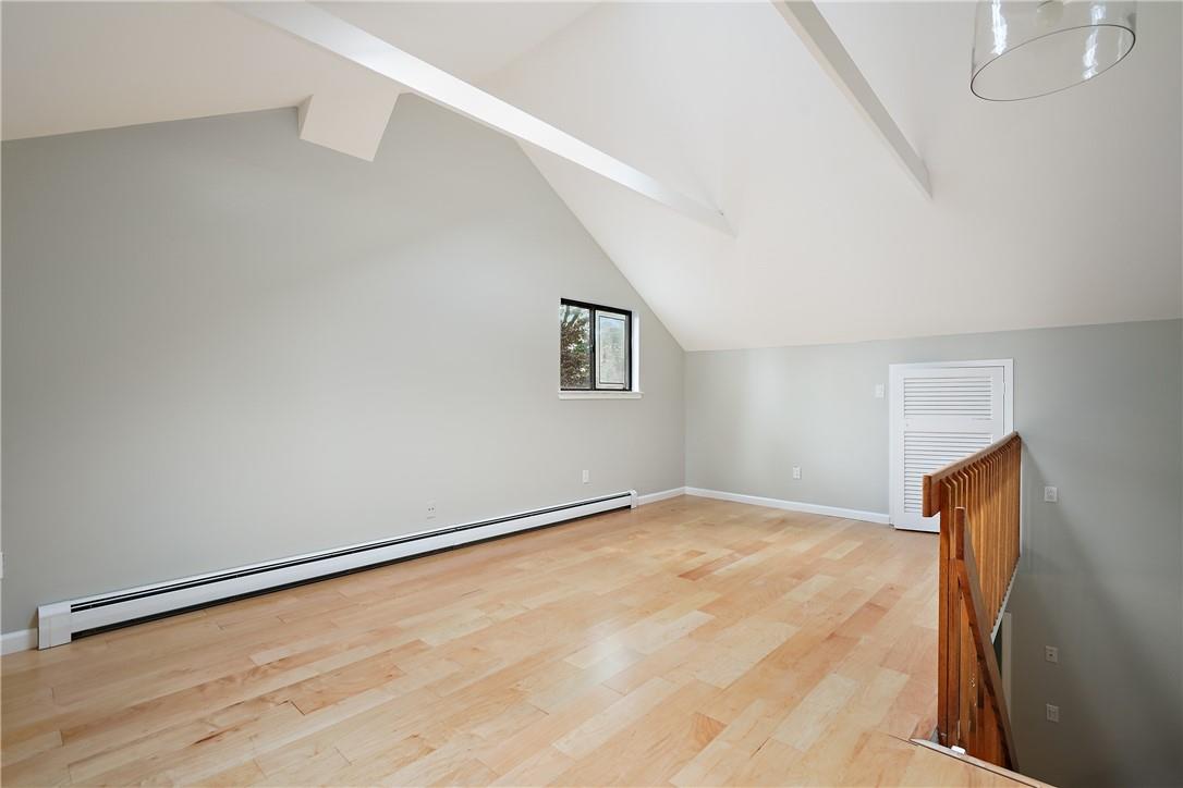 118 Round Hill Road Property Photo 9