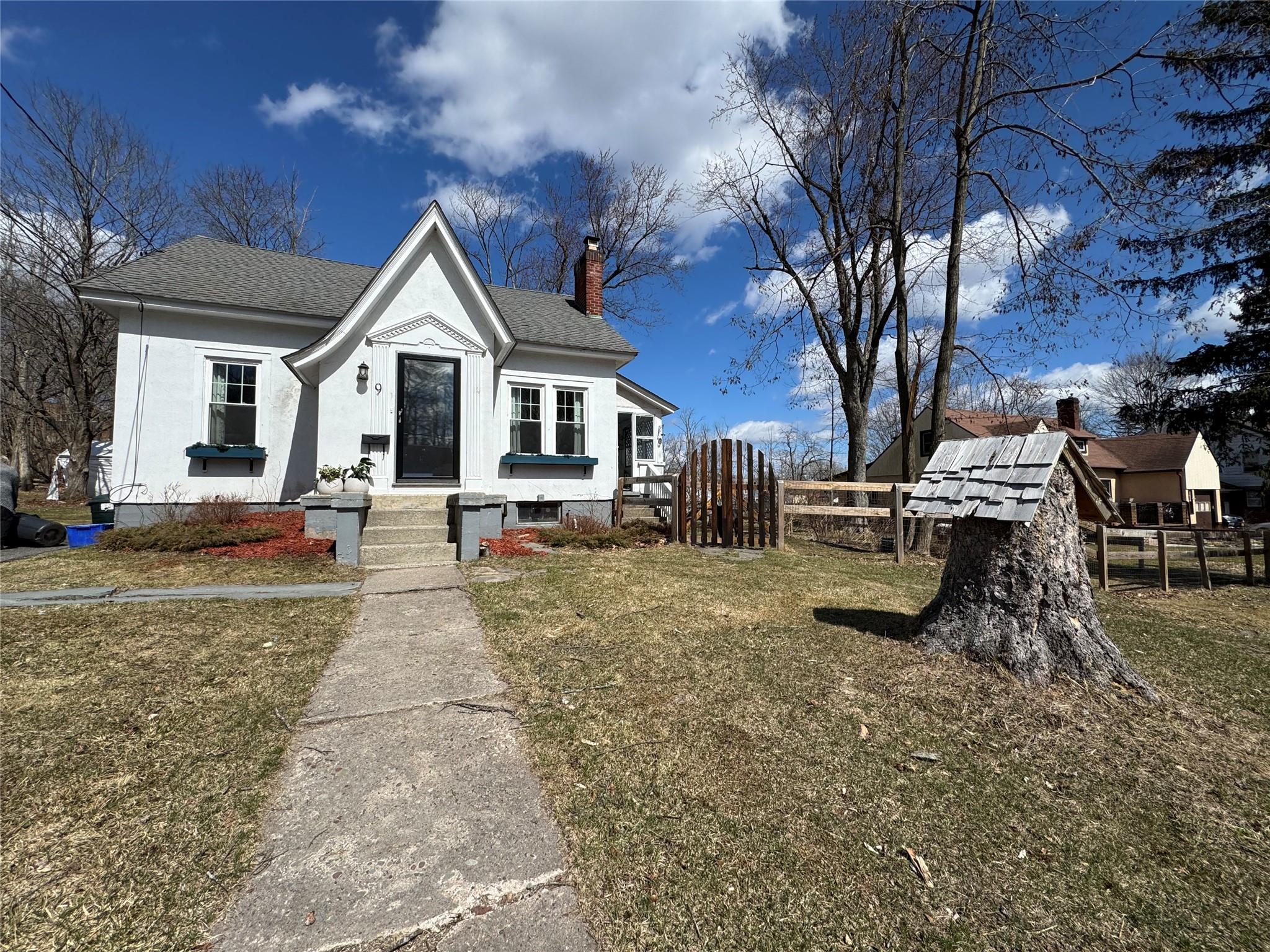 9 Washington Street Property Photo