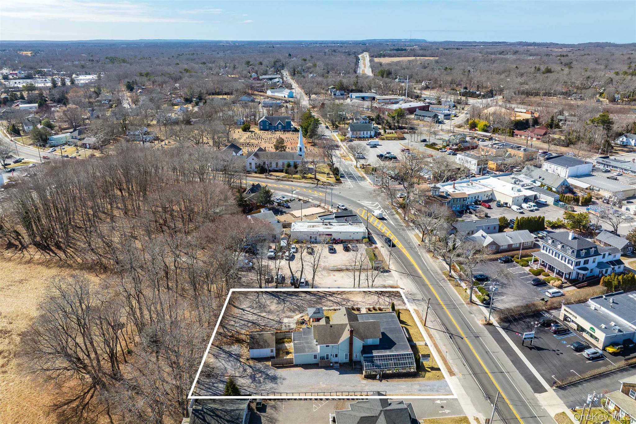 13100 Main Rd Property Photo 12
