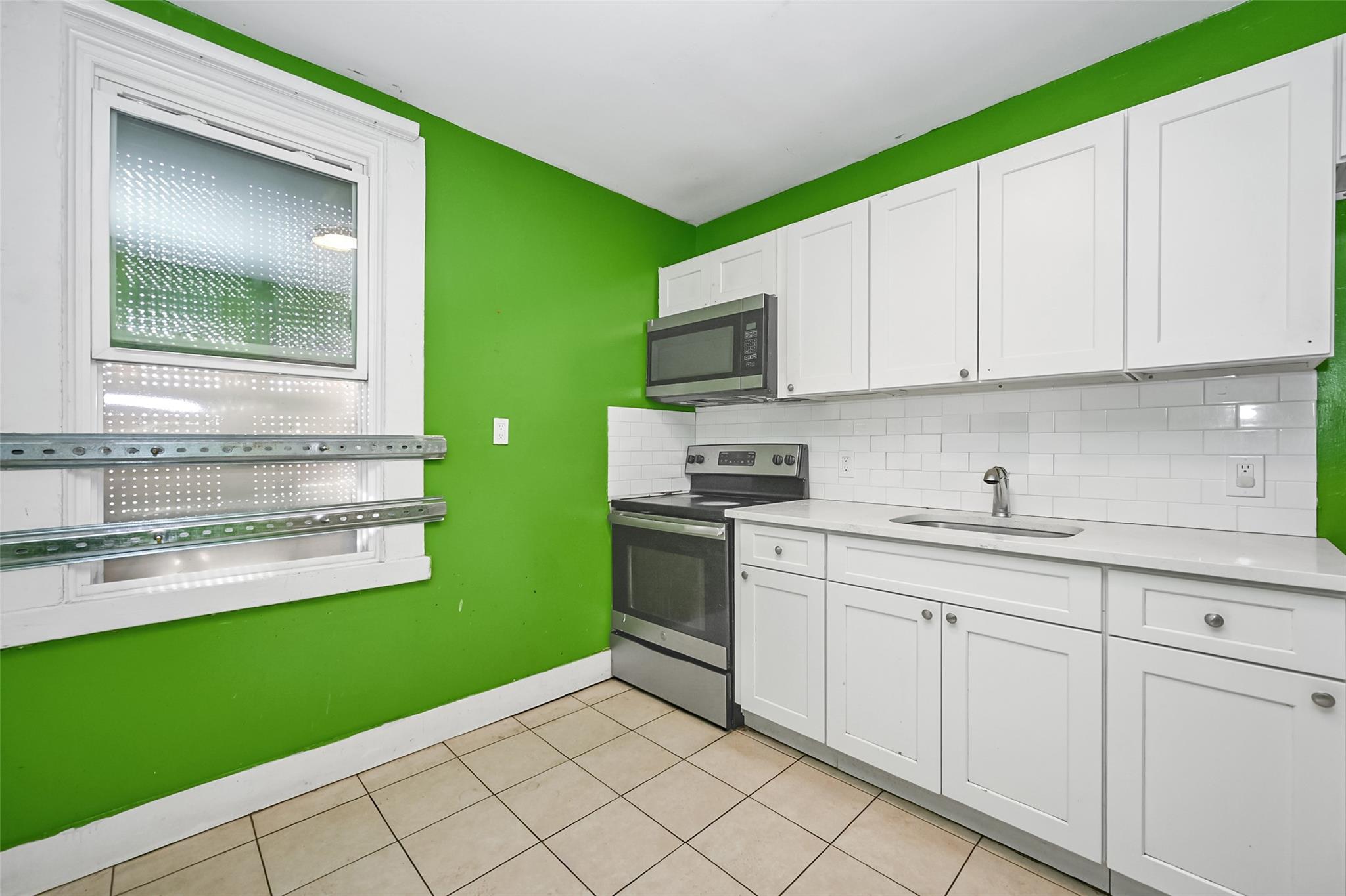 95 Park Avenue Property Photo 9