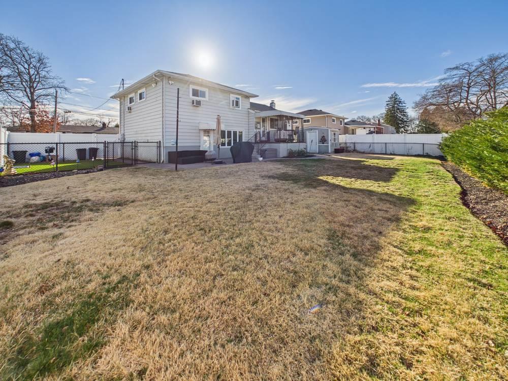 48 Whittier Avenue Property Photo 3