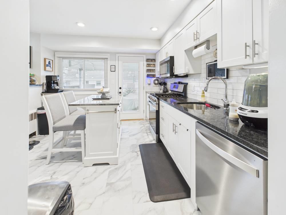 48 Whittier Avenue Property Photo 8