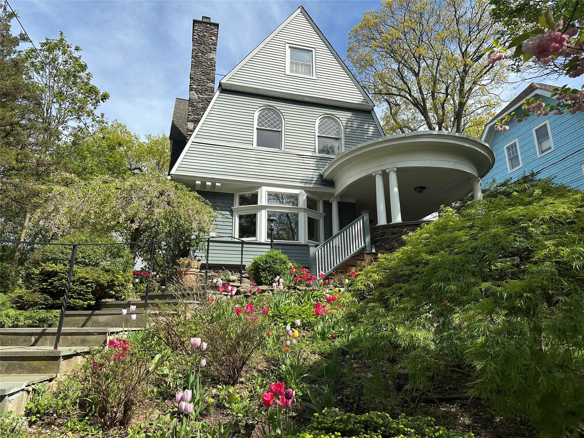 10 Hillcrest Avenue Property Photo