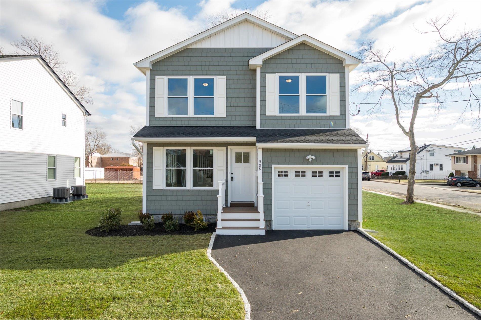 98 S 36th Street Property Photo