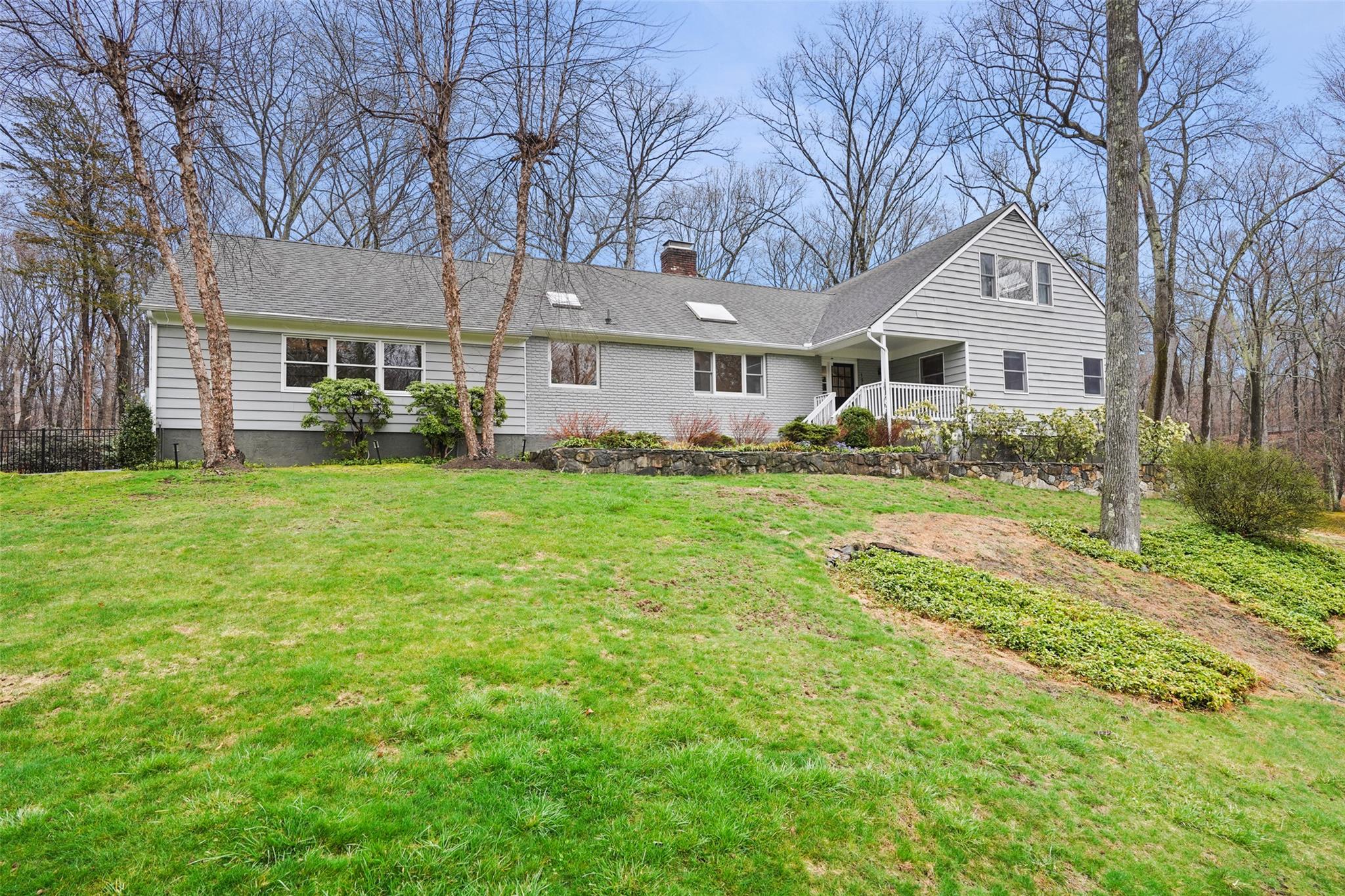 139 Brook Farm Road Property Photo