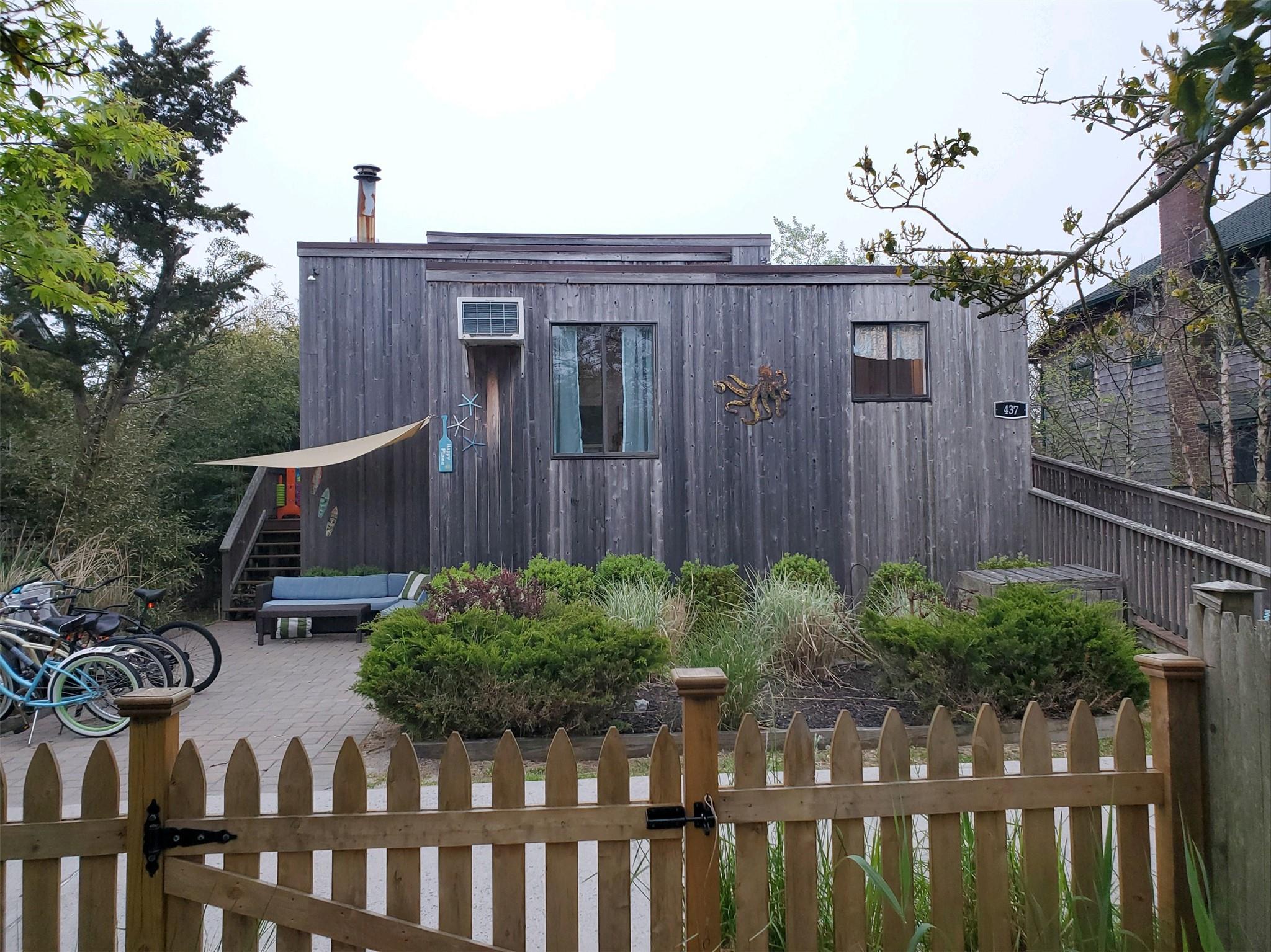 437 Dehnhoff Walk Property Photo 1