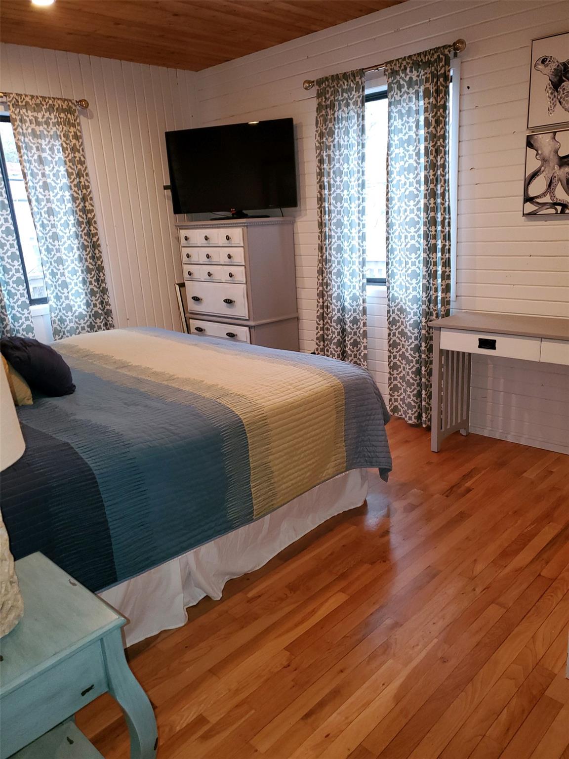 437 Dehnhoff Walk Property Photo 6