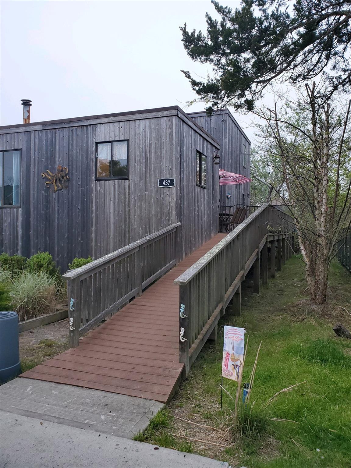 437 Dehnhoff Walk Property Photo 13