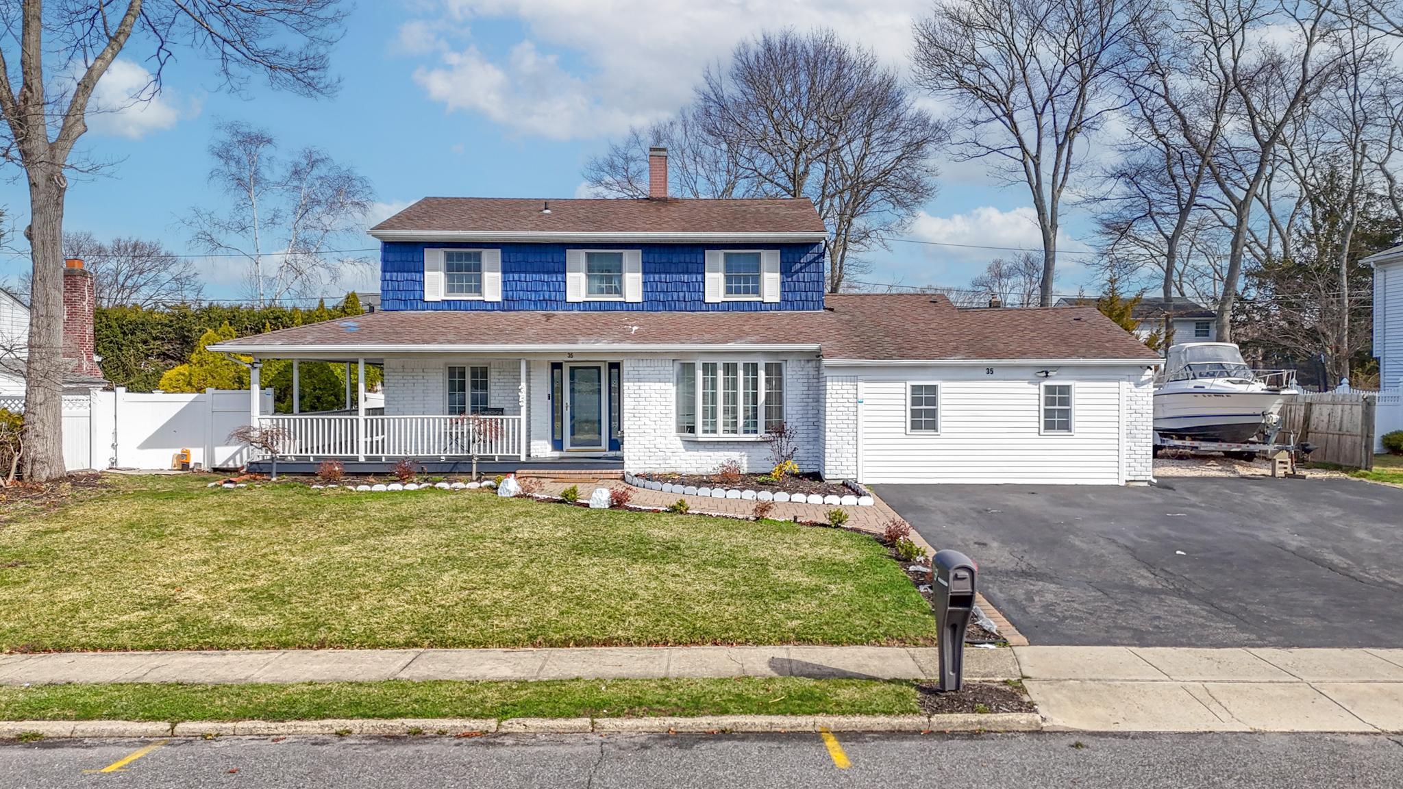 35 Penn Street Property Photo