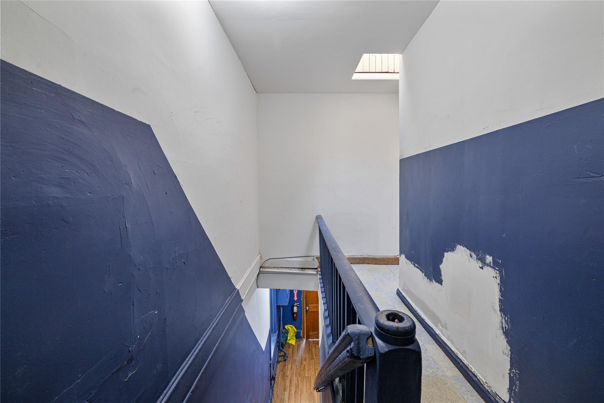 6 W Broad Street Property Photo 3