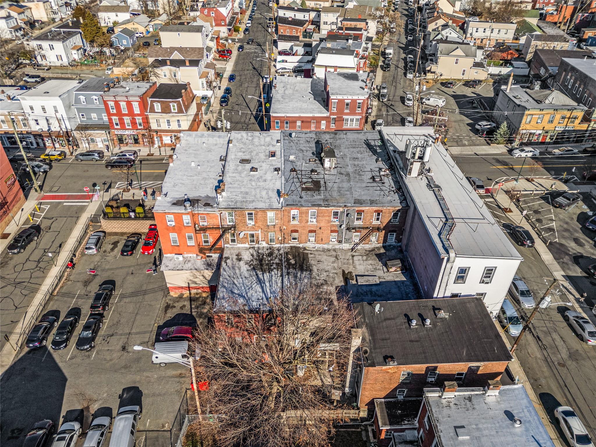 6 W Broad Street Property Photo 14