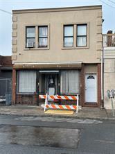 299 E Third Street Property Photo