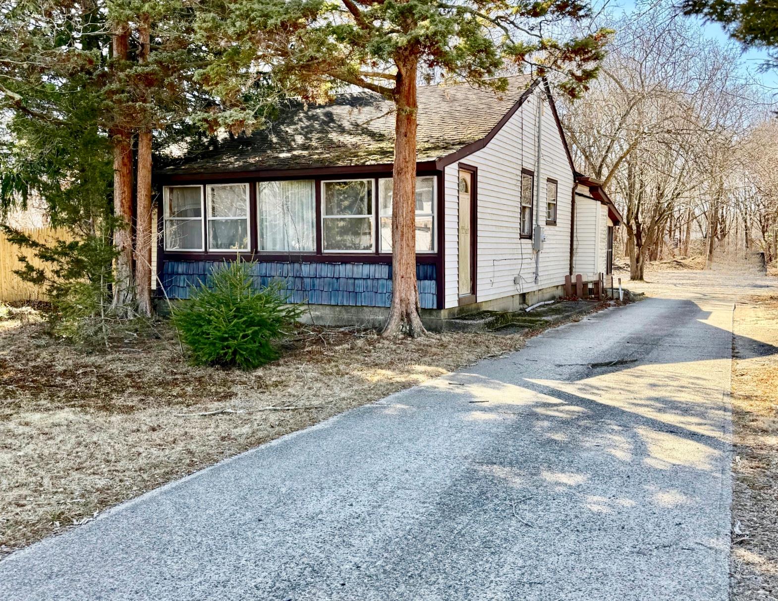 454 Terryville Road Property Photo