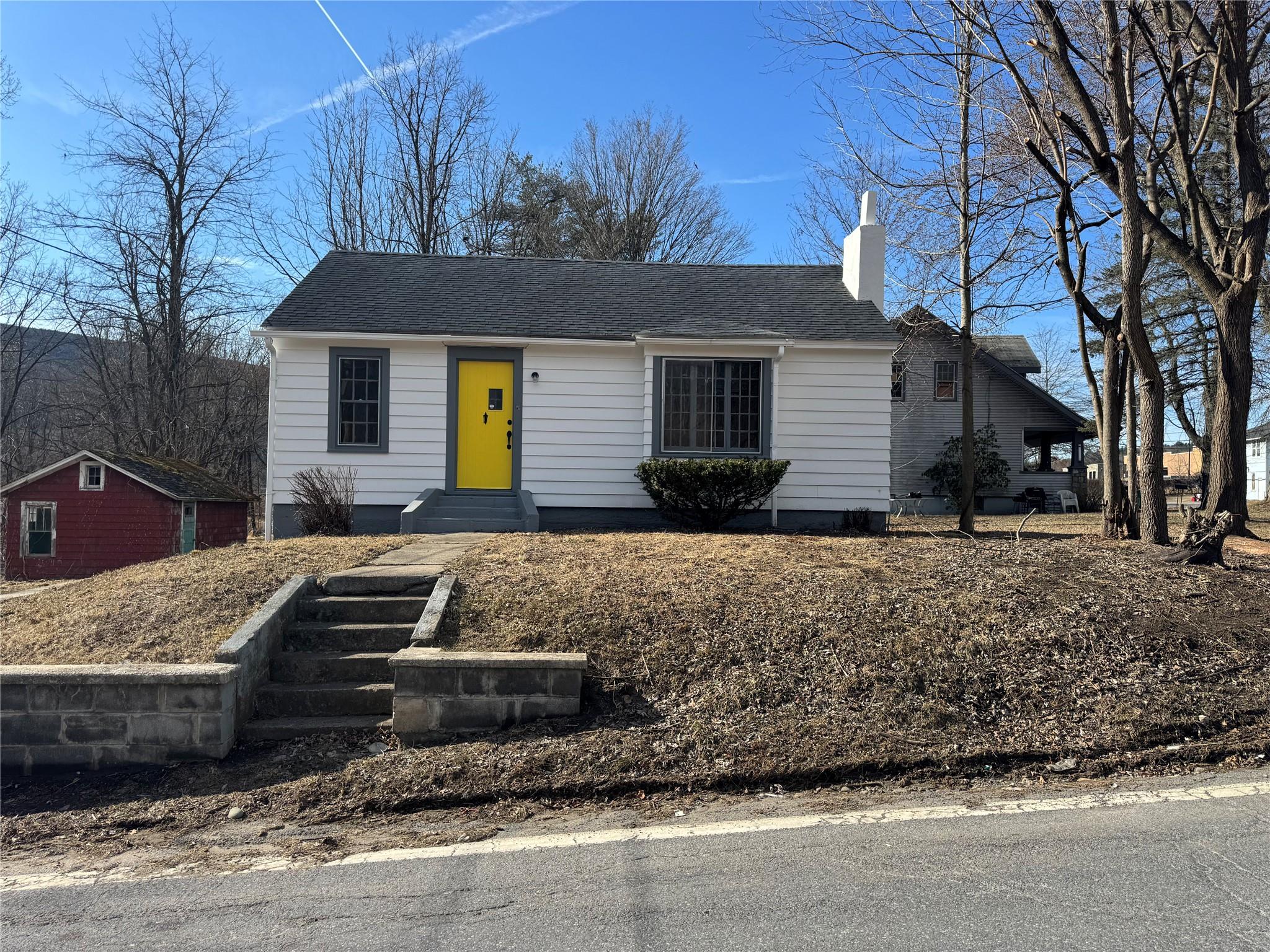 6 Institution Road Property Photo 1