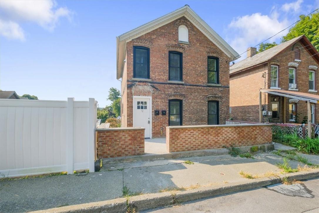 9 Dubois Street A Property Photo
