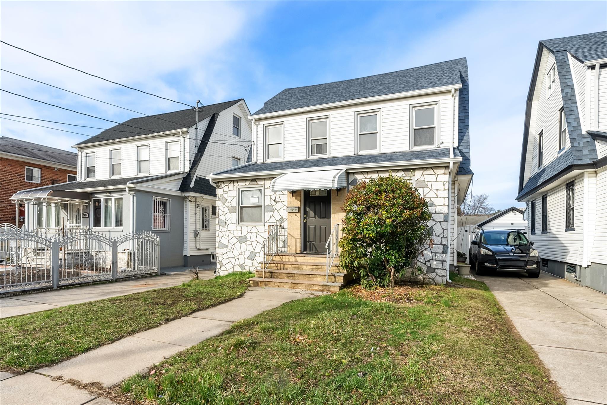 9022 195th Place Property Photo