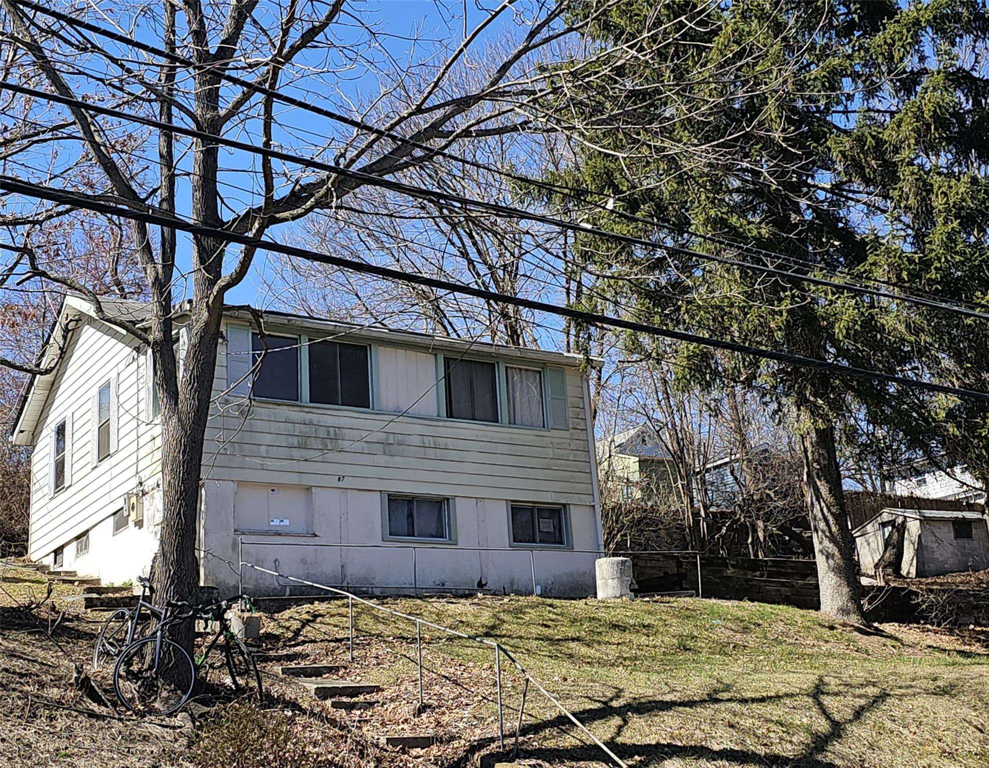 87 Hewitt Street Property Photo