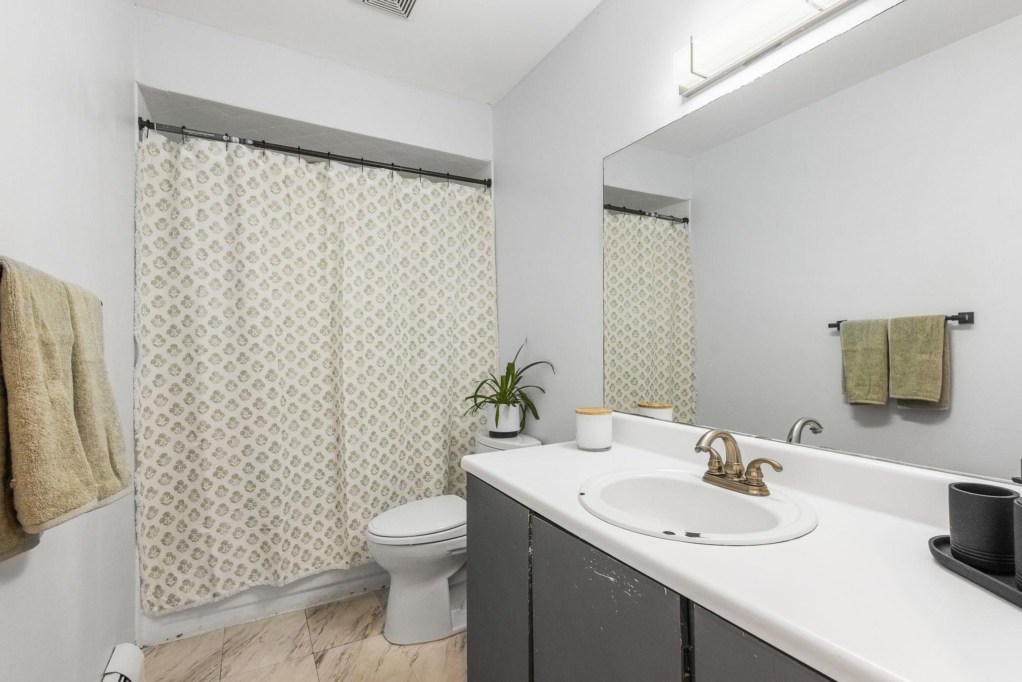 5 Catalina Court Property Photo 16