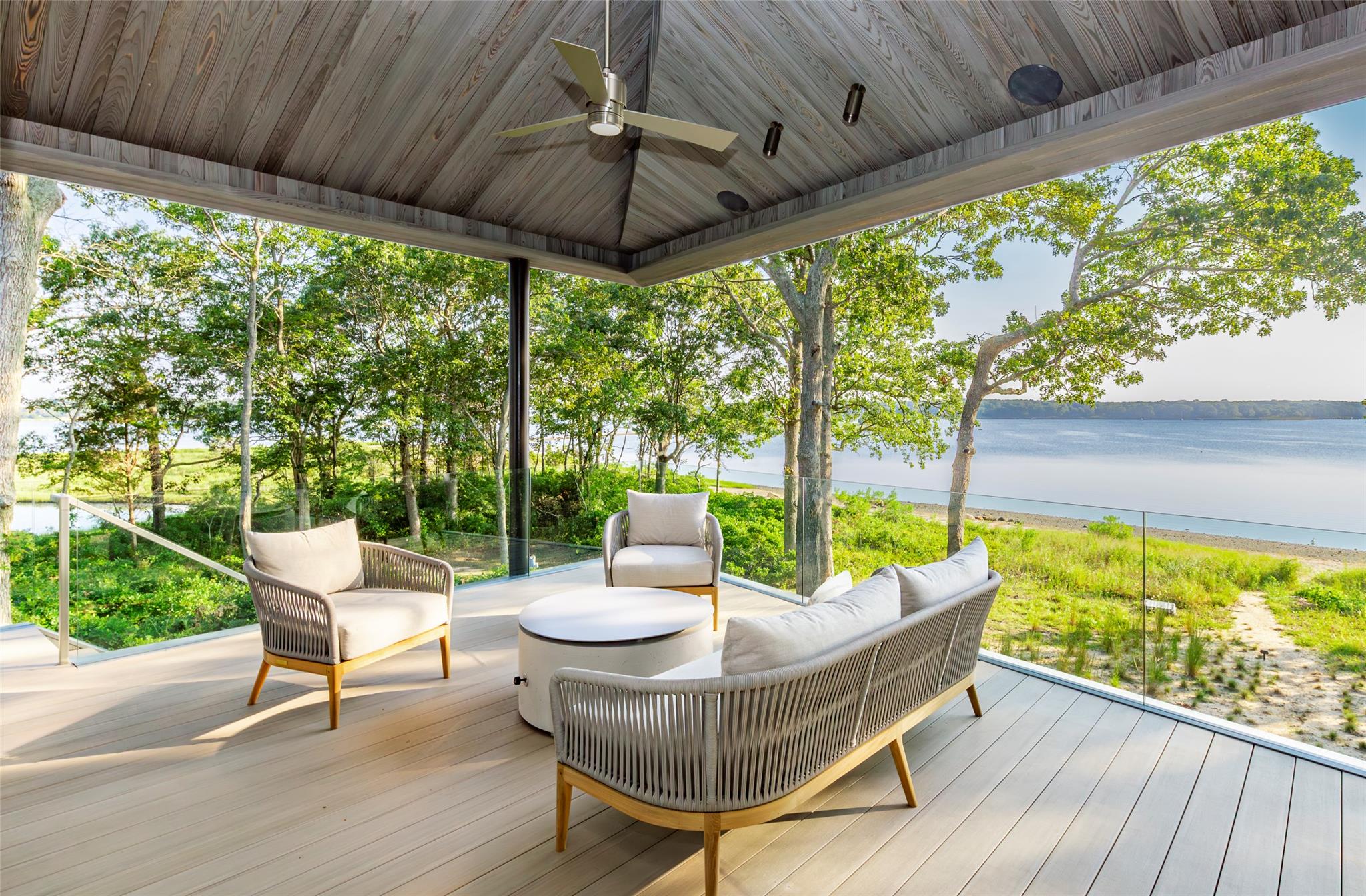 47l S Ferry Road Property Photo