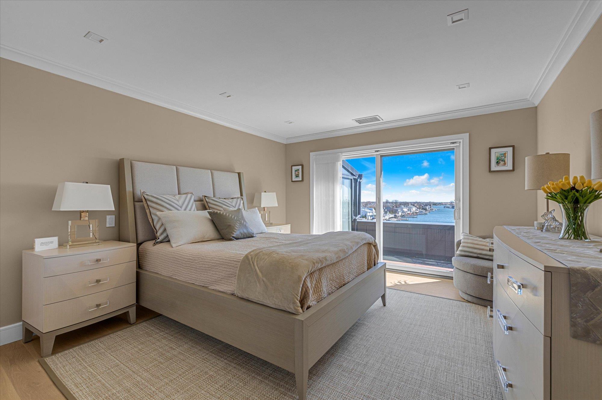 31 Casino Street Ph Property Photo 15