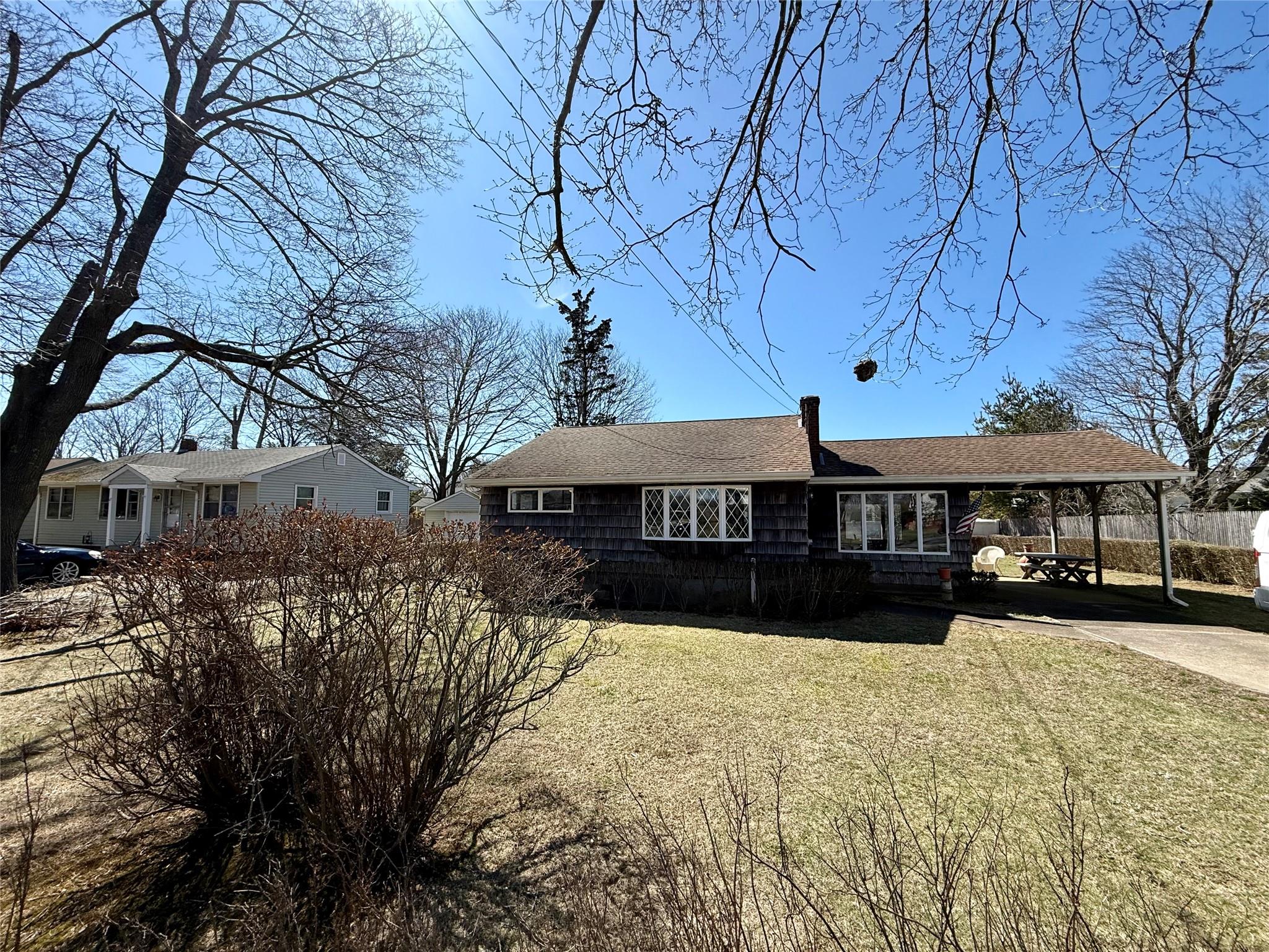 1265 (49) Sound Road Property Photo