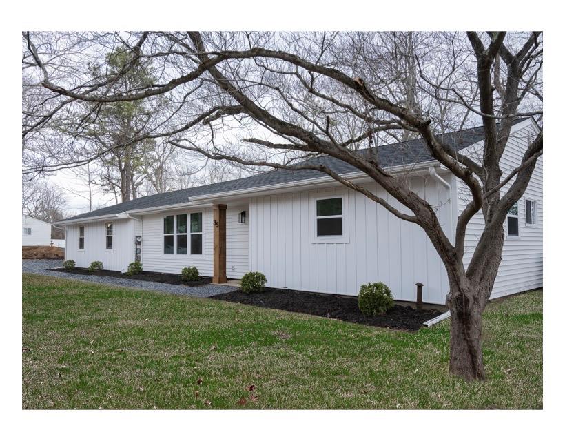 35 Henearly Drive Property Photo