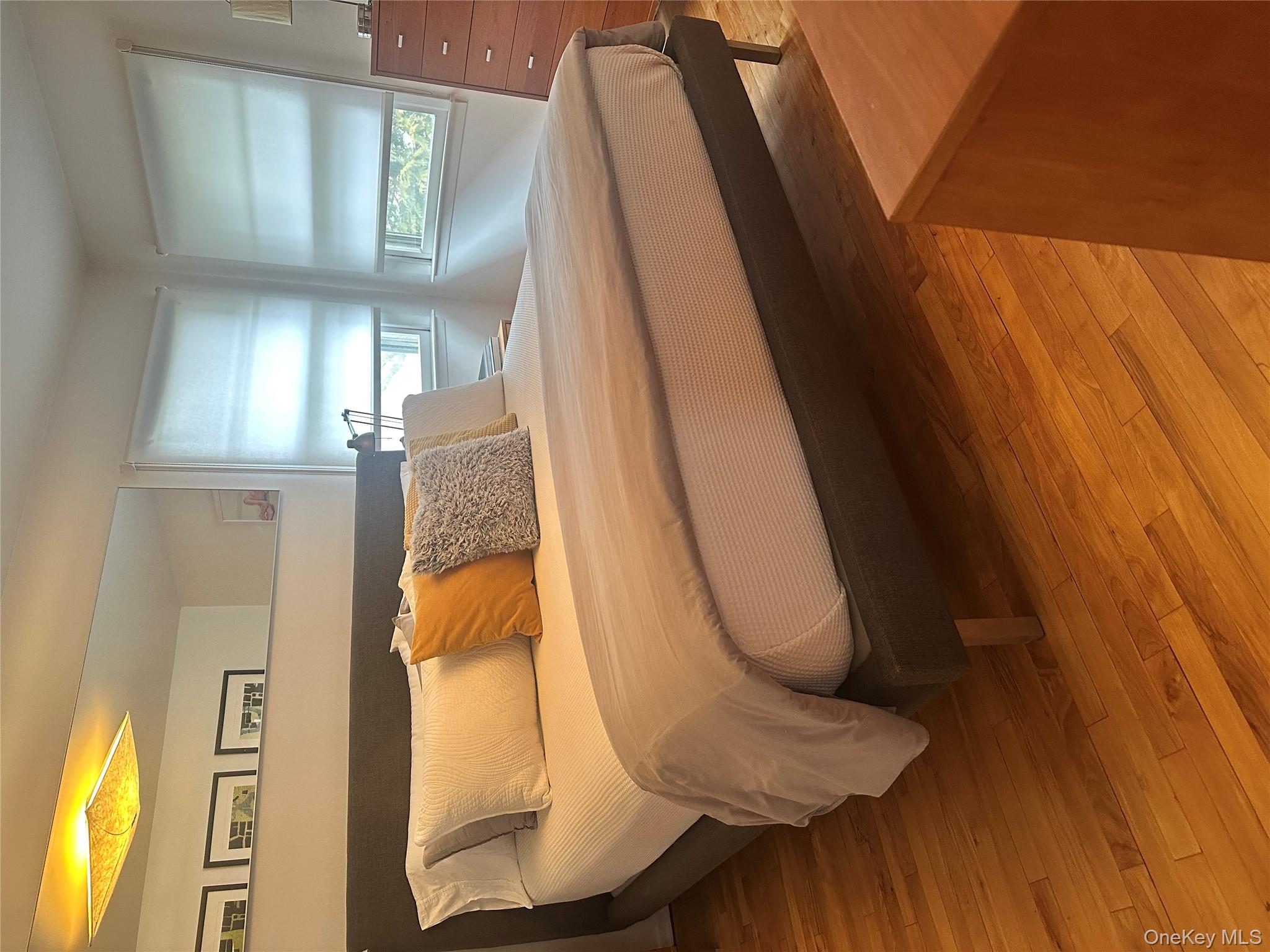 164-33 97th Street Property Photo 7