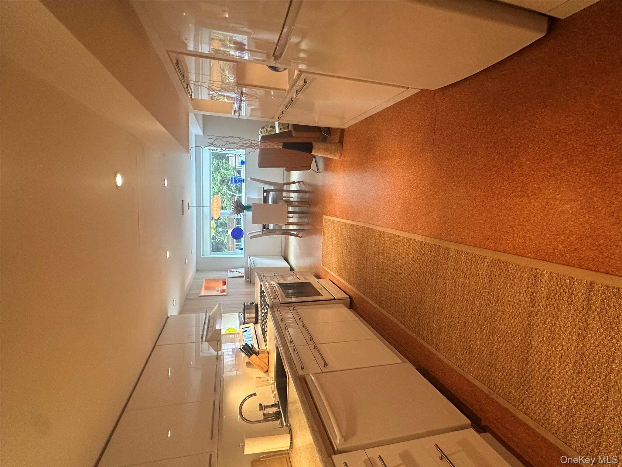 164-33 97th Street Property Photo 15