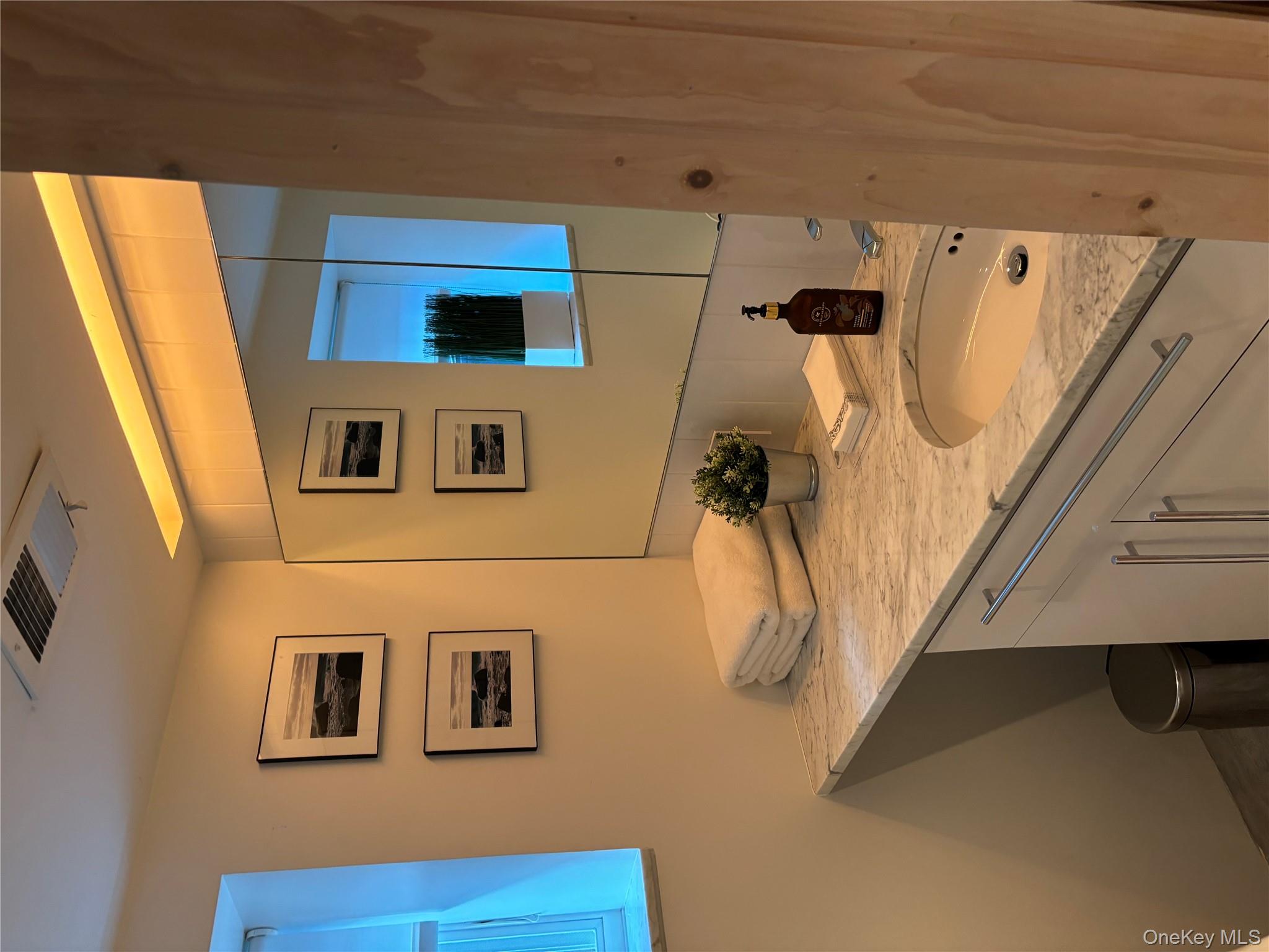 164-33 97th Street Property Photo 21