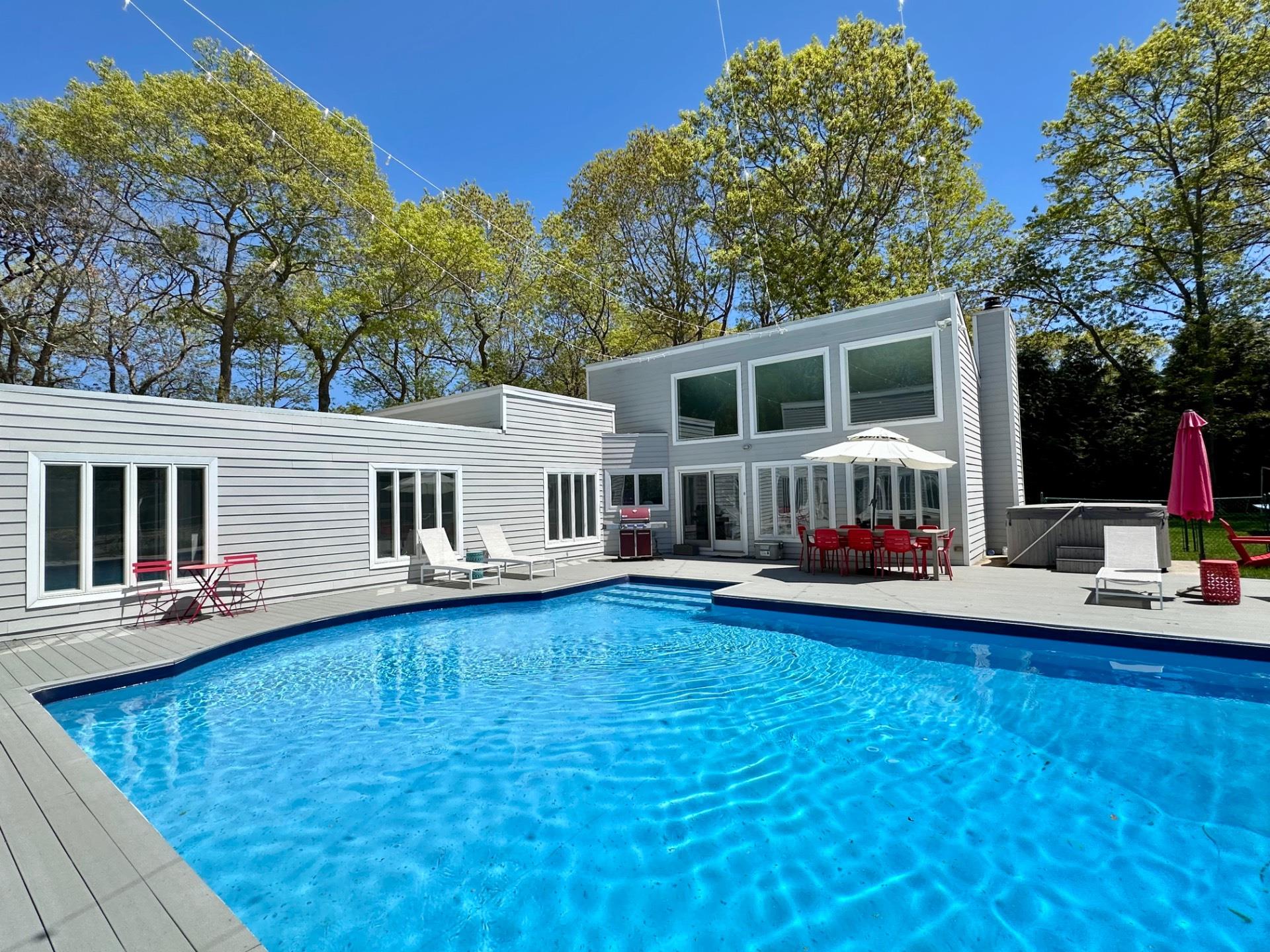 5 Lakewood Lane Property Photo