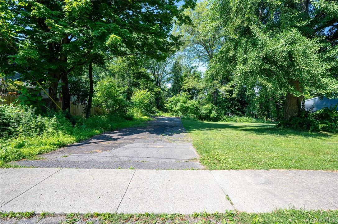 116 Montgomery Street Property Photo 5