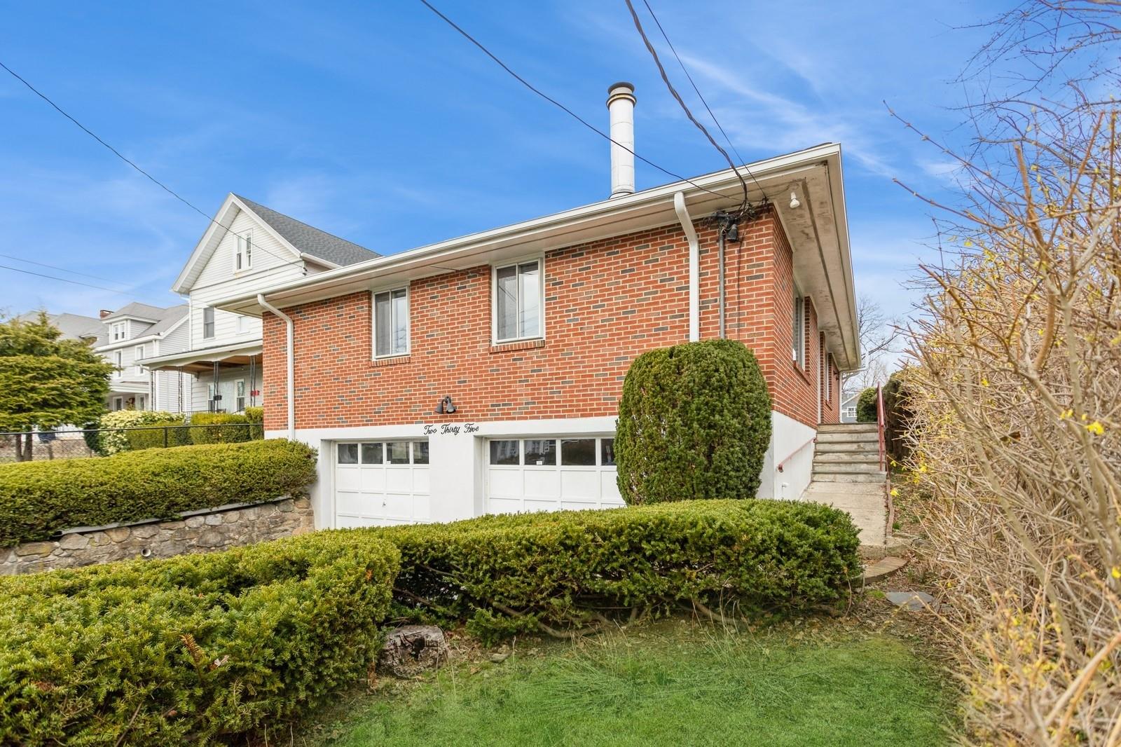 235 Union Avenue Property Photo