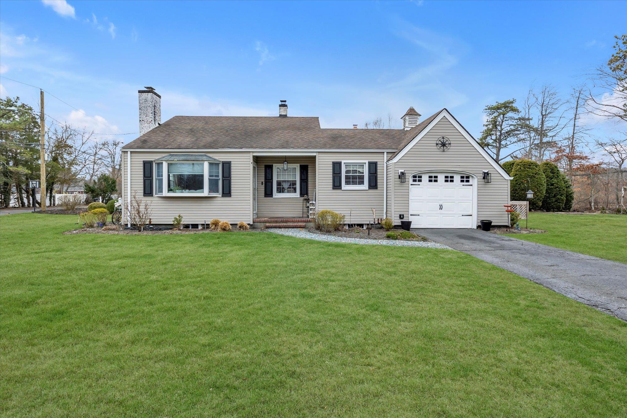 6 Brookway Property Photo