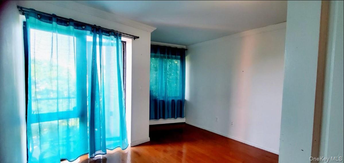 31-12 Union Street 4a Property Photo 6